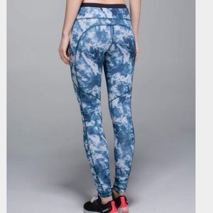 Lululemon tie-dye yoga leggings with pockets sz 10